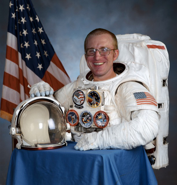 Here's me falsely impersonating an astronaut